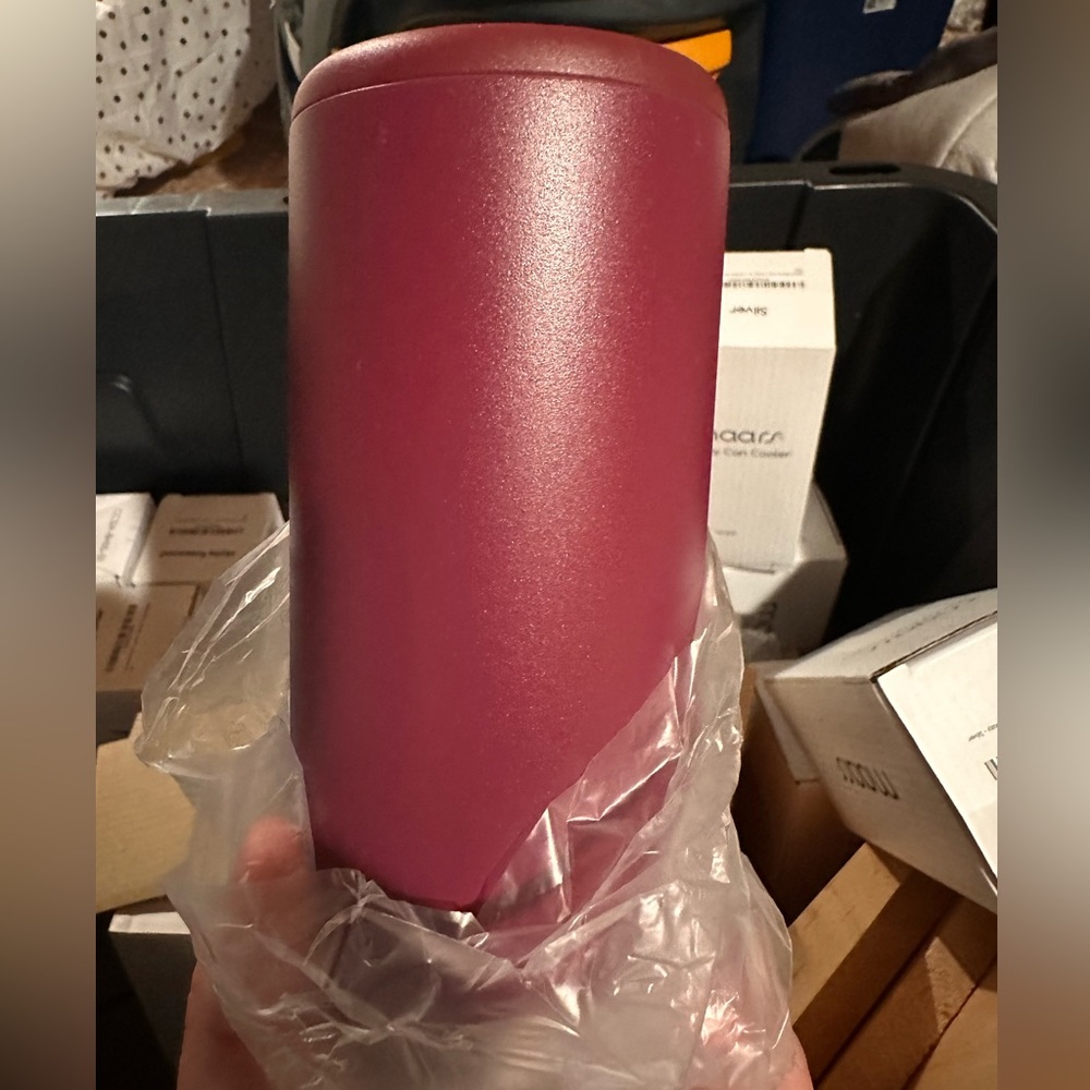 Maroon Metal Skinny Can Koozie